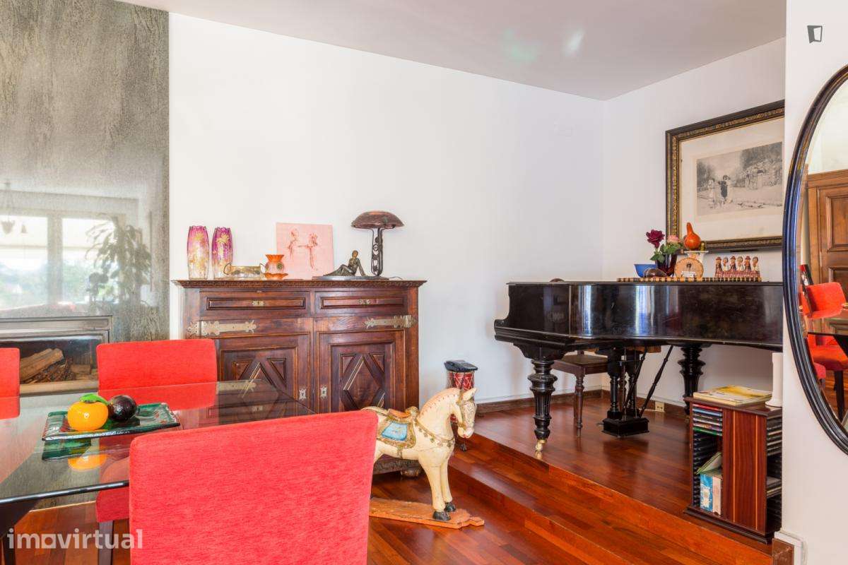 Quarto - localizado em Ramalde Porto - Grande imagem: 5/14