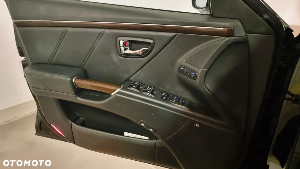 Hyundai Grandeur - 9