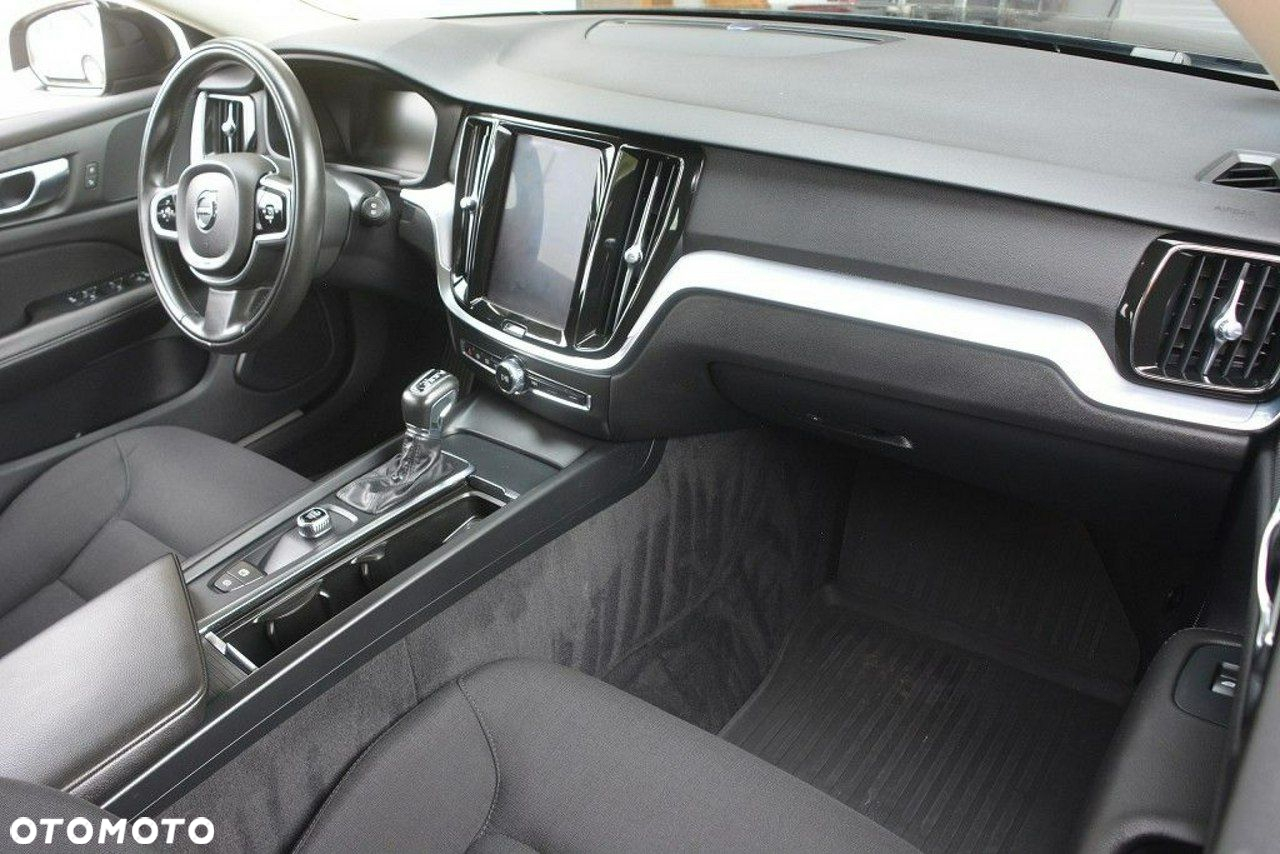 Volvo V60 Cross Country D4 AWD Geartronic - 13