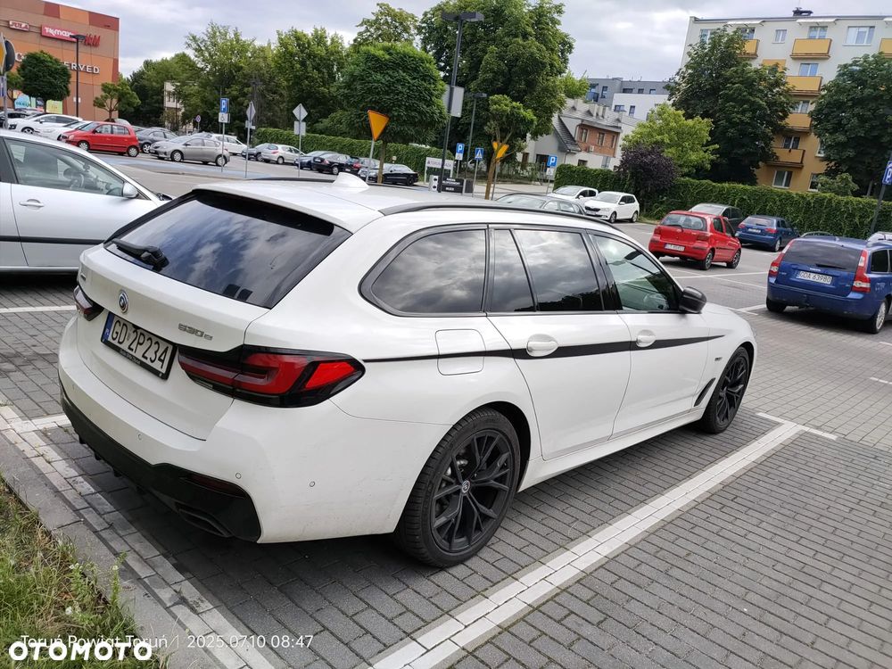 BMW Seria 5 530e xDrive Luxury Line sport - 12