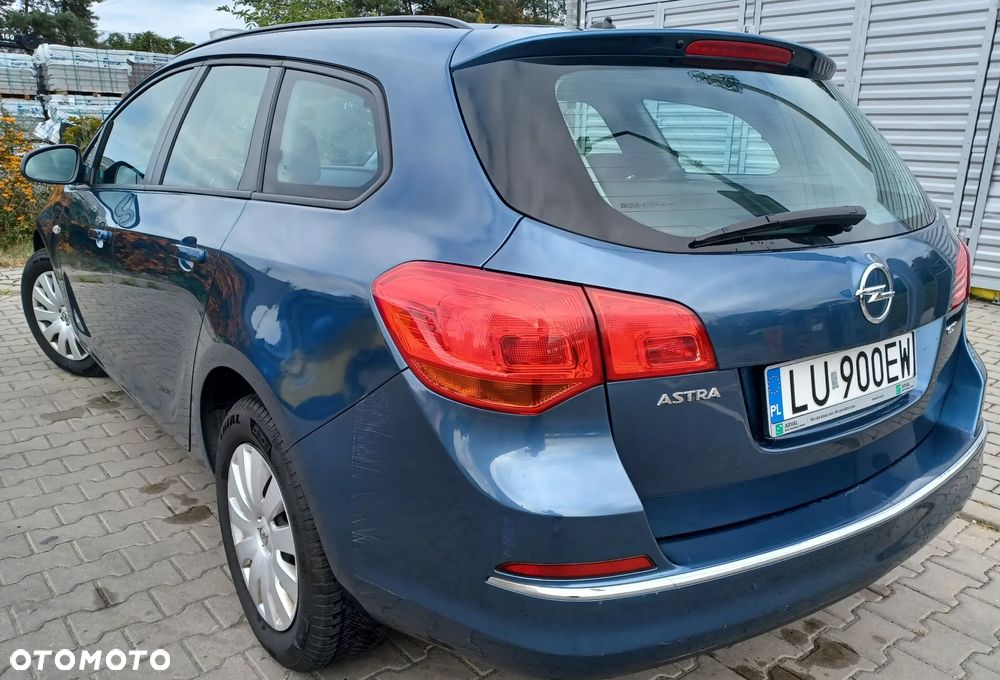 Opel Astra - 12