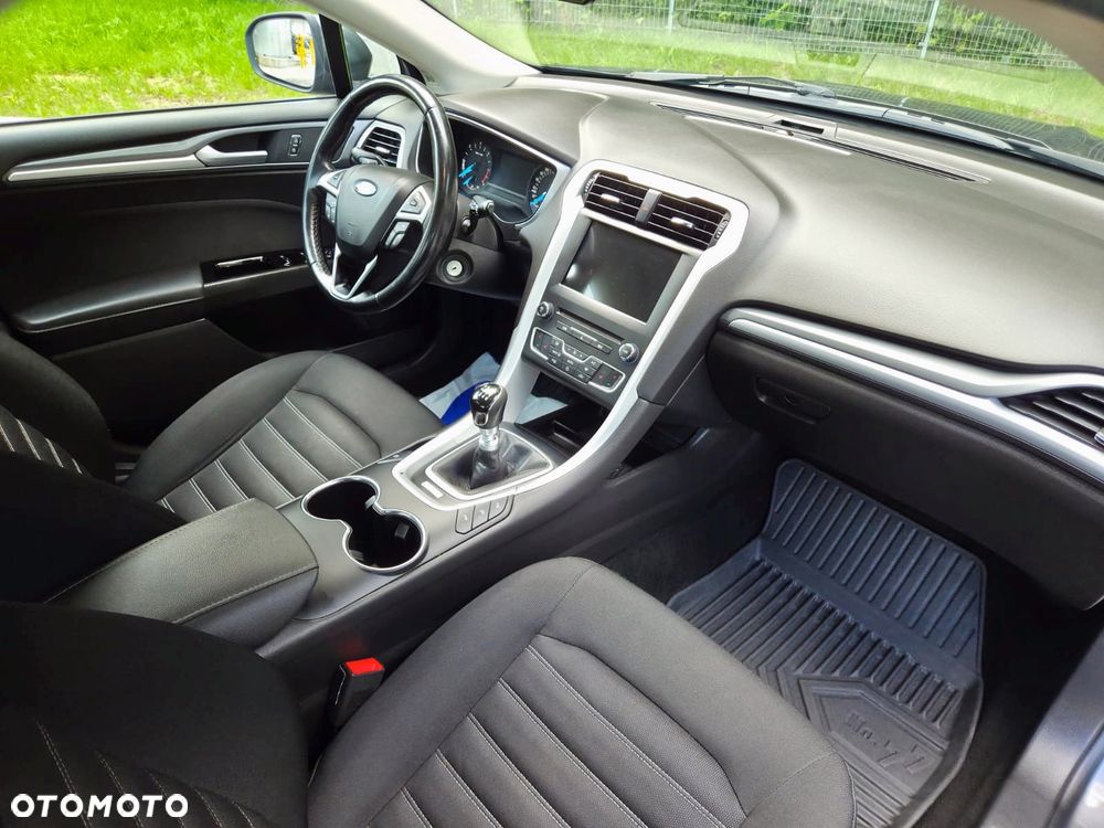 Ford Mondeo 2.0 TDCi Titanium - 10