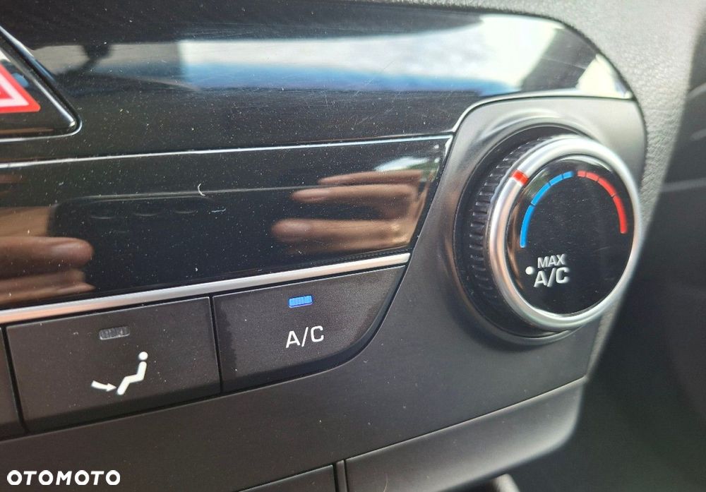Hyundai Tucson - 36