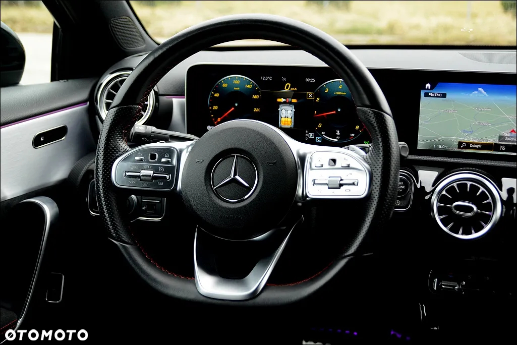 Mercedes-Benz Klasa A 200 7G-DCT AMG Line - 30