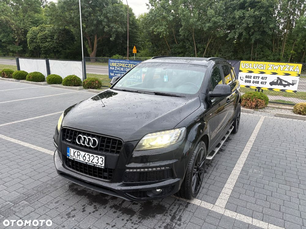 Audi Q7 - 1