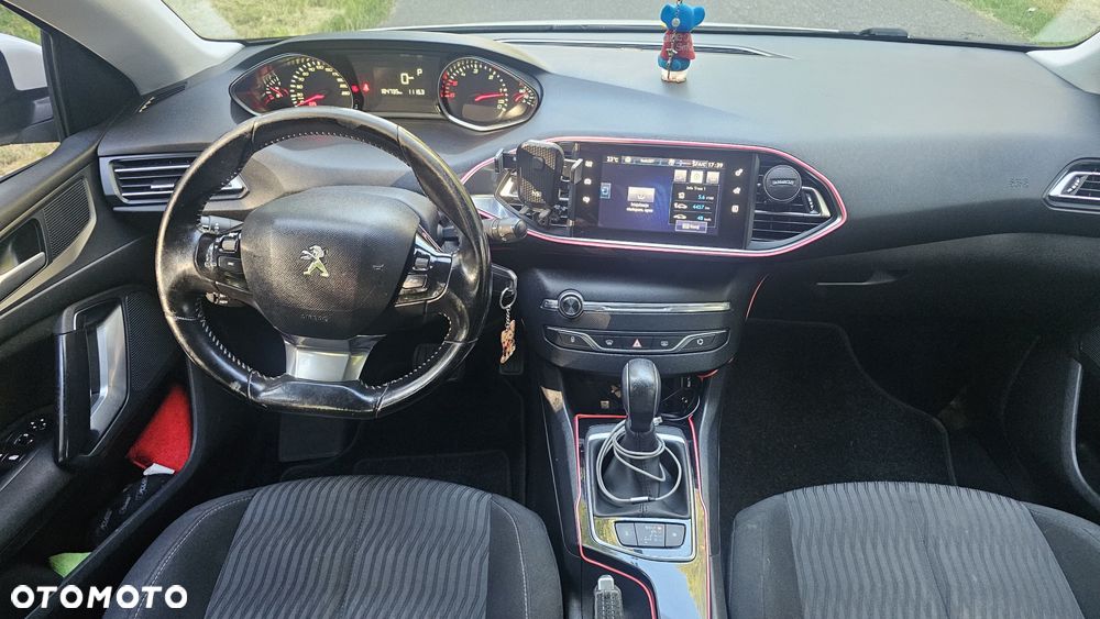 Peugeot 308 - 10