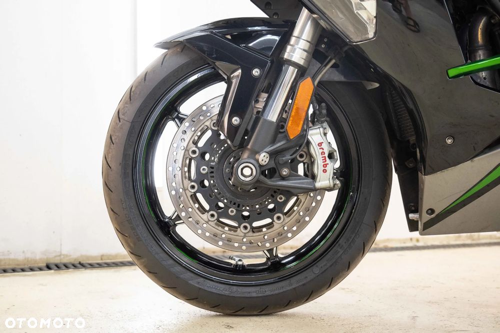 Kawasaki Ninja H2 SX - 30
