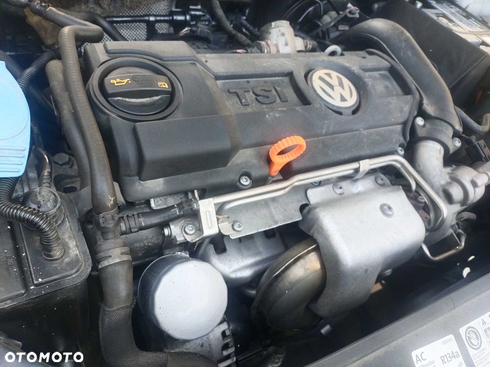 Volkswagen Golf - 10