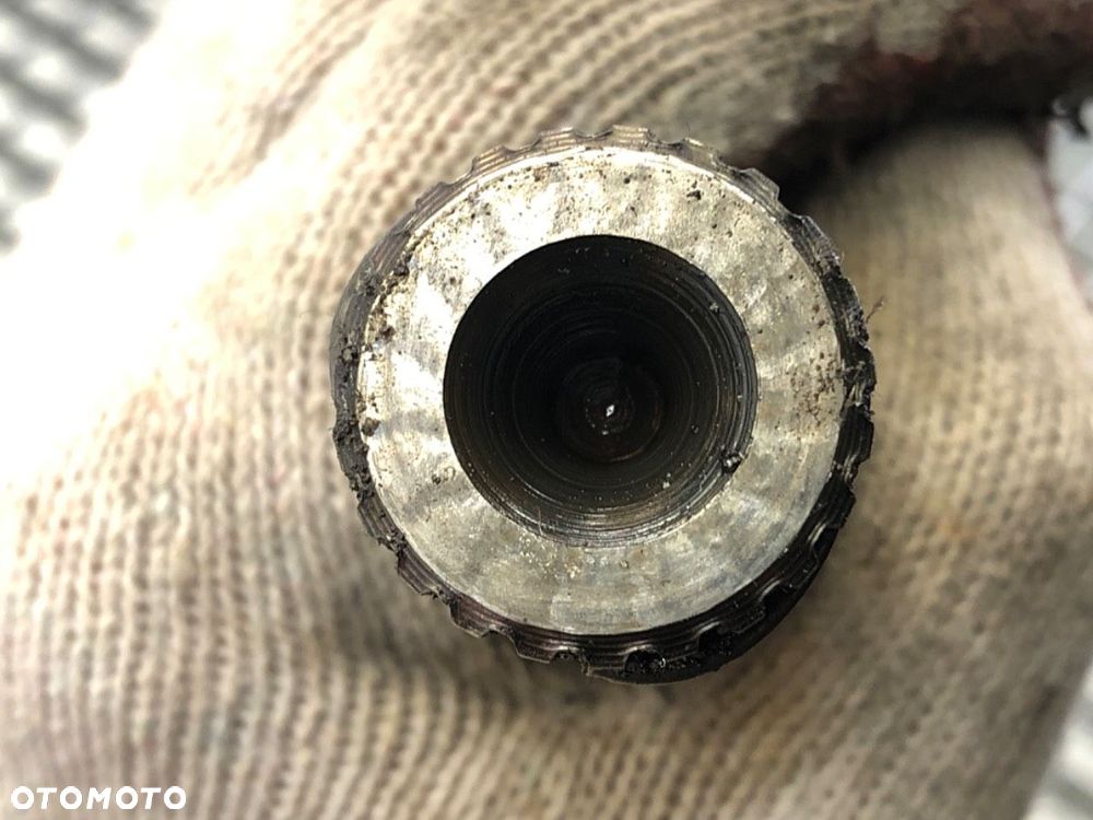 PÓŁOŚ LEWY PRZÓD - 60.00 PLN - TOYOTA YARIS VERSO (_P2_) 1999 - 2005 1.3 (NCP20_, NCP22_) 63 kW - 4