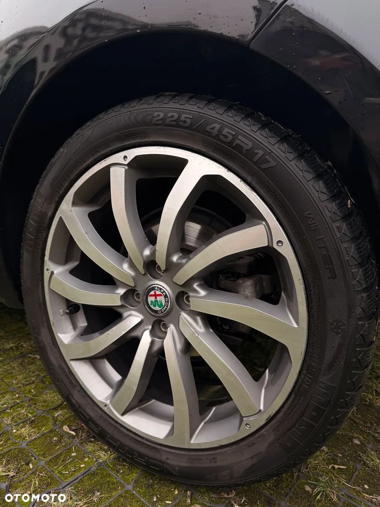 Alfa Romeo Mito - 22