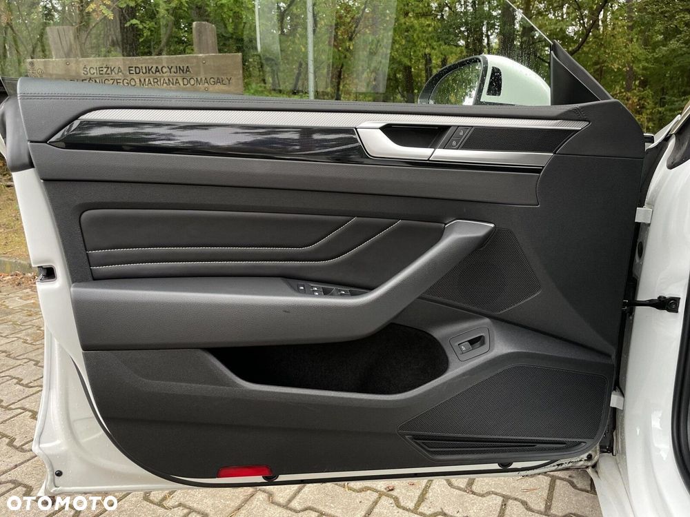Volkswagen Arteon 2.0 TDI 4Motion R-Line DSG - 15