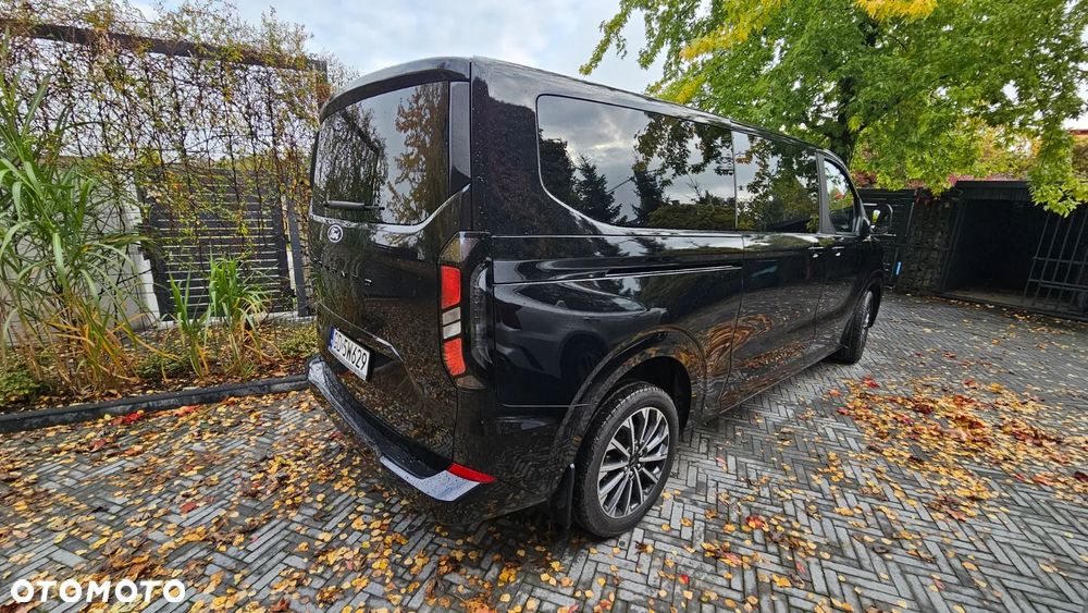 Ford Tourneo Custom 2.0 EcoBlue 320 AWD L2 Titanium - 4