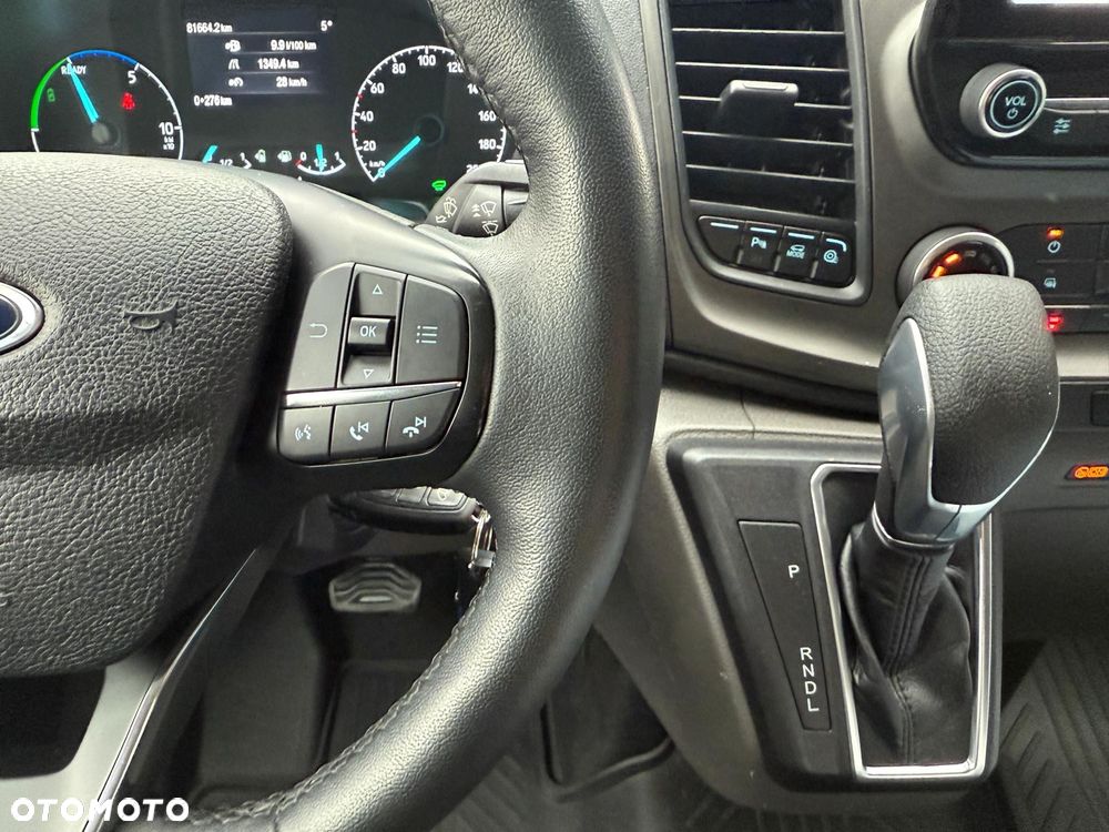 Ford TRANSIT CUSTOM - 19