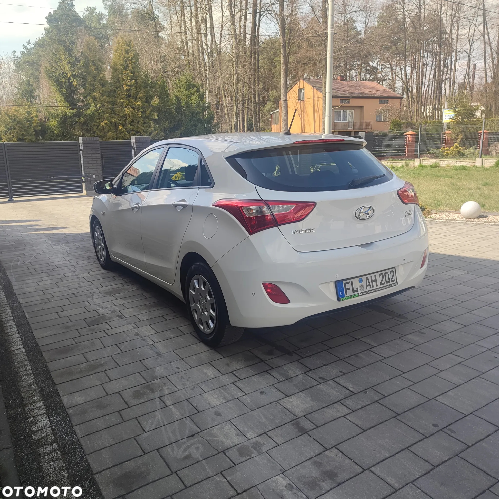 Hyundai i30 1.4 CRDi Comfort - 4
