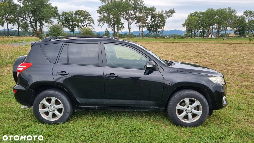 Toyota RAV4 2.2 D-4D Sol - 4