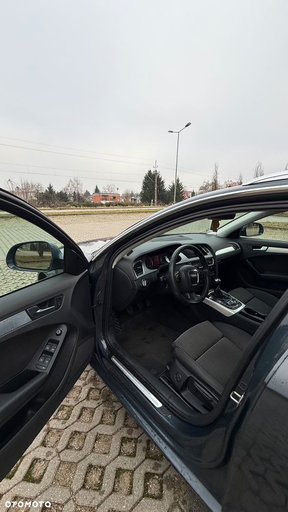 Audi A4 Avant 2.0 TDI DPF Ambiente - 9