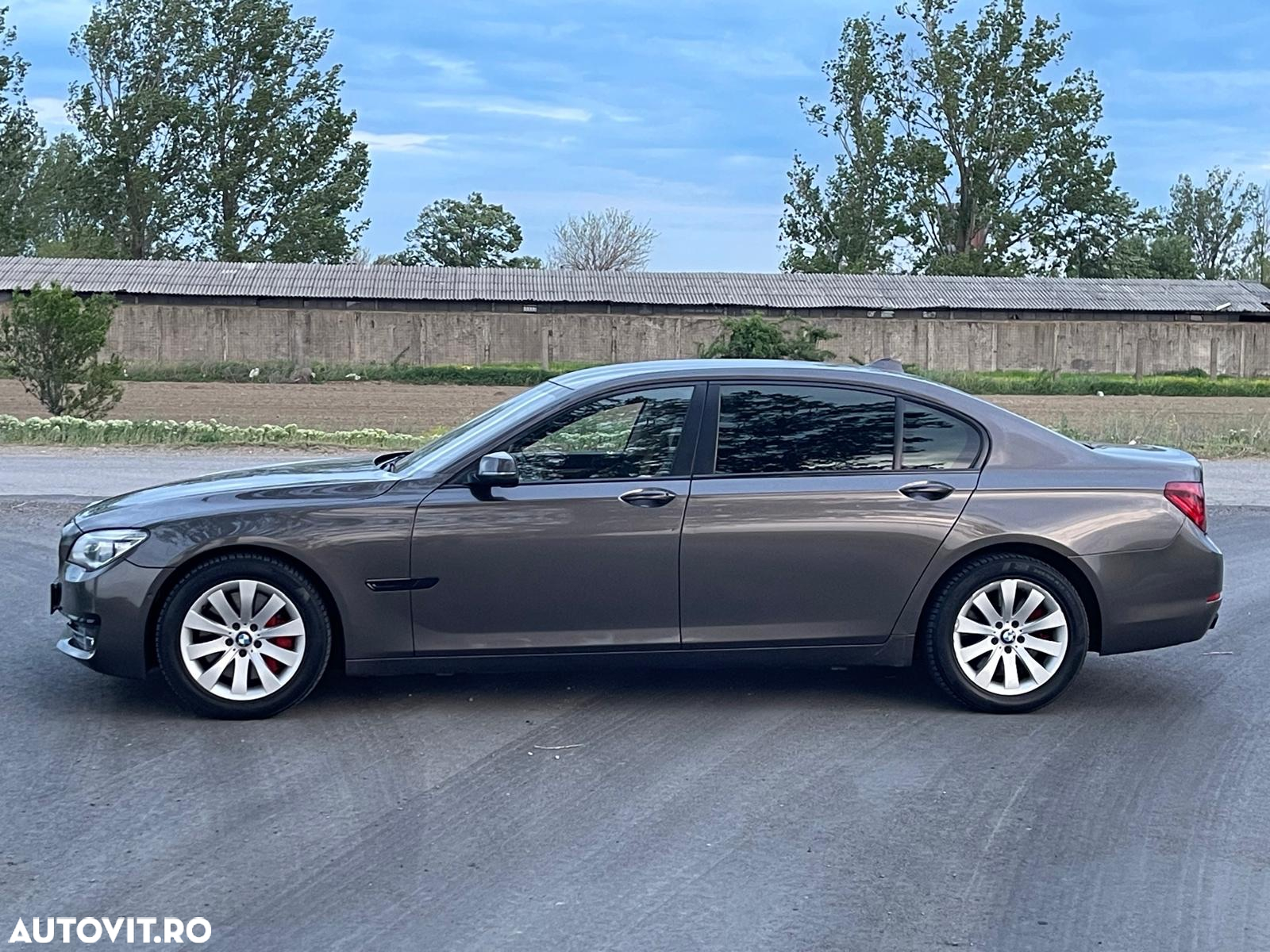 BMW Seria 7 750Ld xDrive - 9