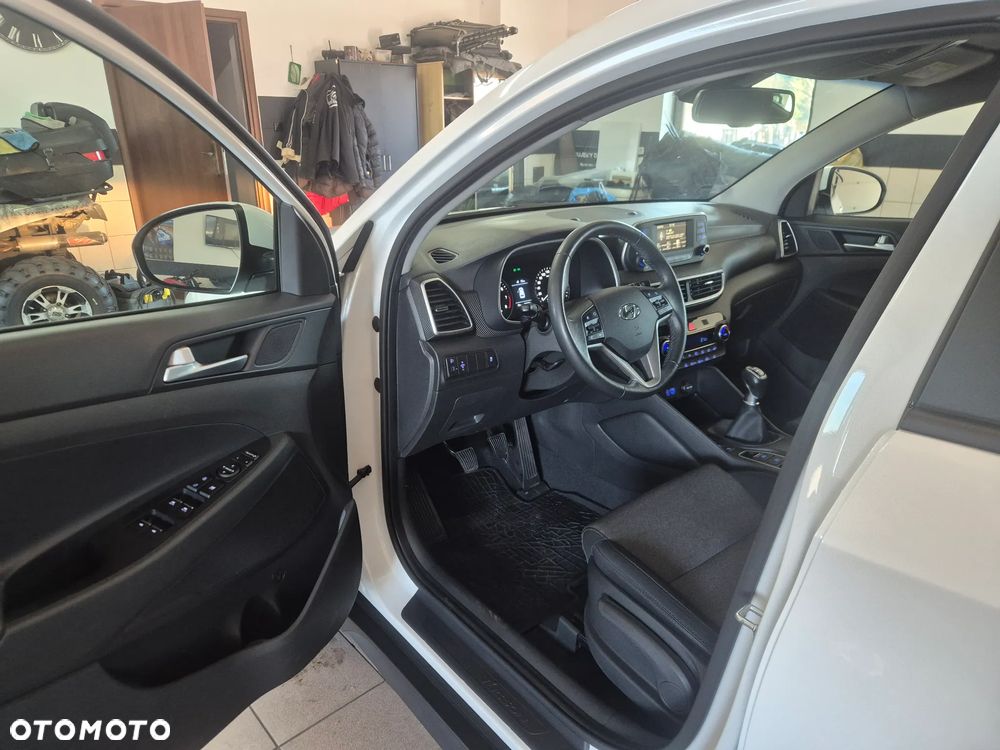Hyundai Tucson 1.6 GDi Comfort 2WD - 9