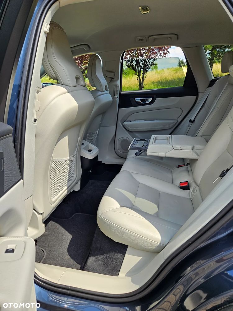 Volvo XC 60 D3 SCR Inscription - 26