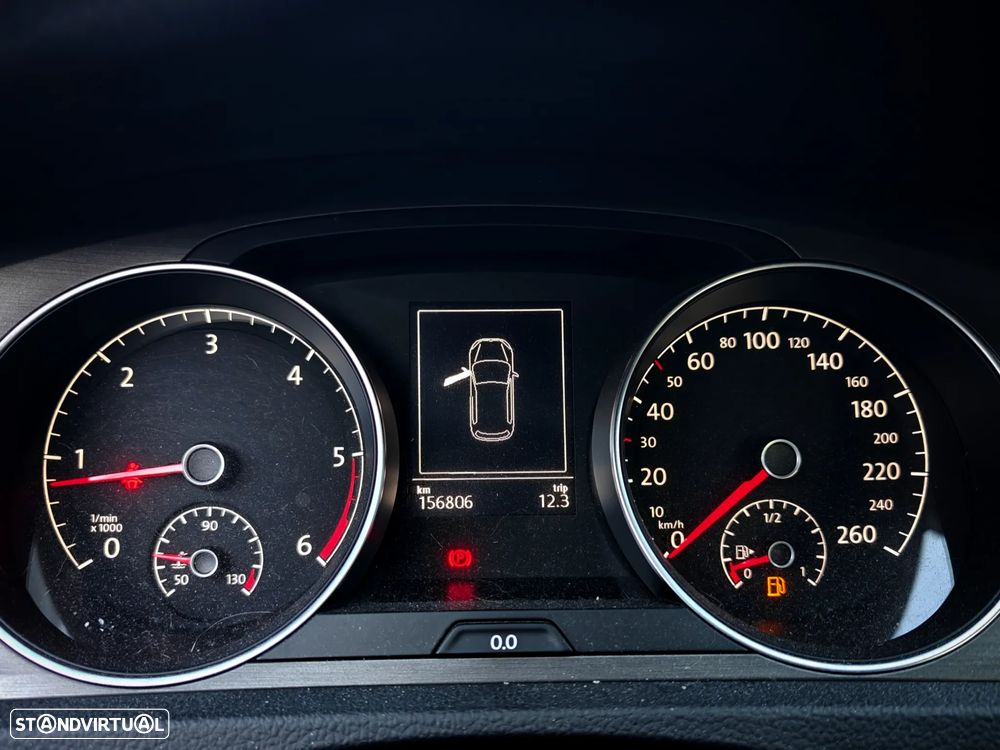 VW Golf 1.6 TDi DPF Comfortline - 12