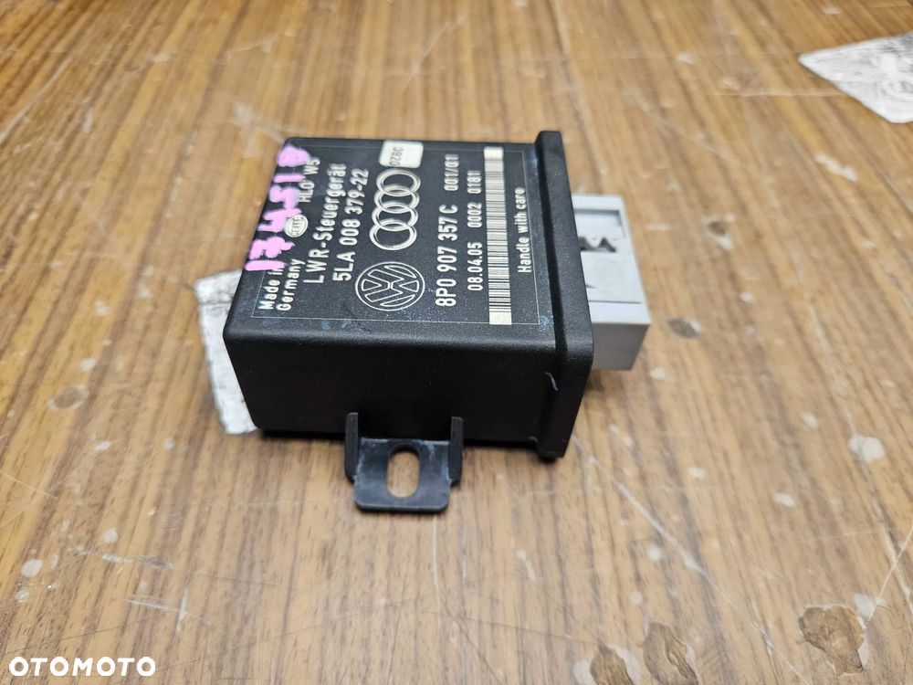 Moduł 8P0907357 C Sterownik Komputer Świateł Xenon Audi A6 C6 A4 B7 A3 8P - 6