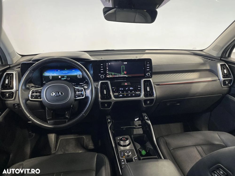 Kia Sorento - 9