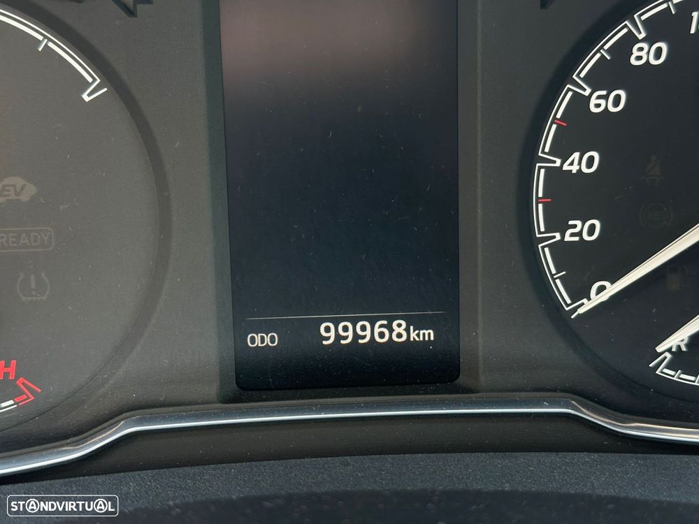 Toyota Yaris 1.5 HSD Comfort +P.Style+P.Techno - 8