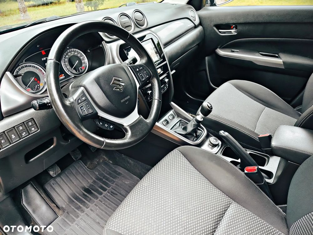 Suzuki Vitara 1.4 Boosterjet Allgrip Comfort+ - 27