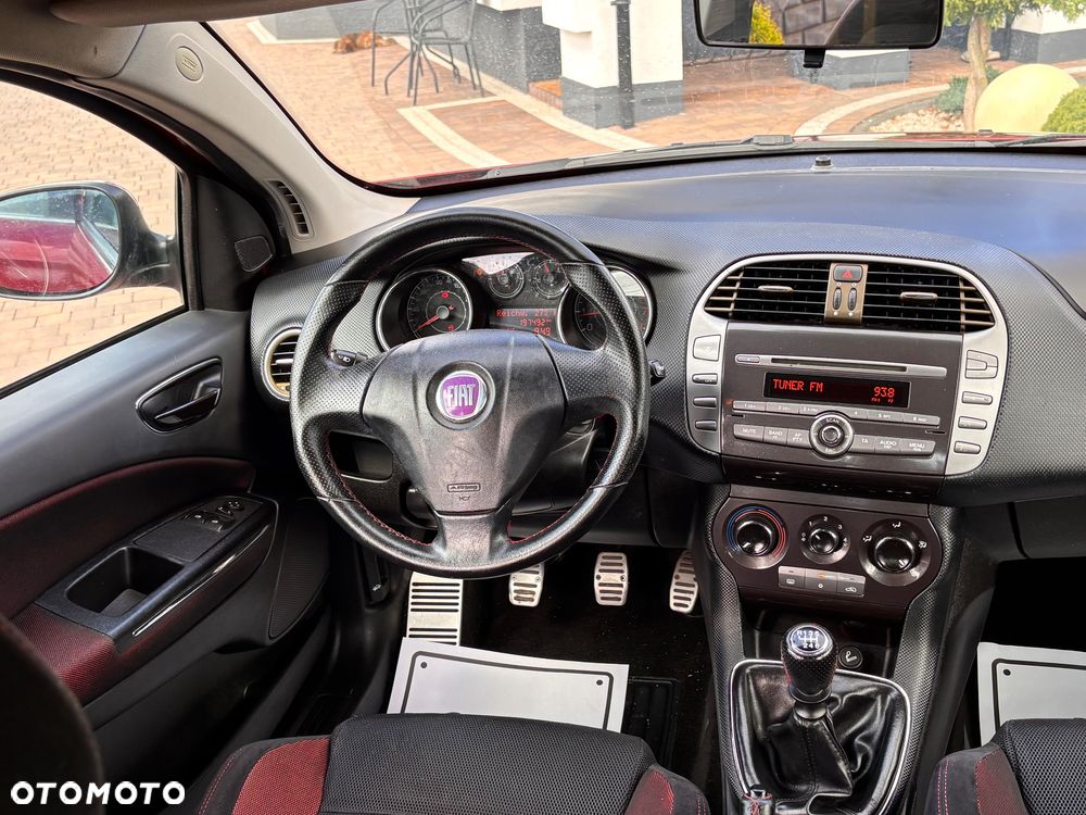 Fiat Bravo 1.4 T-JET 16V Street - 21