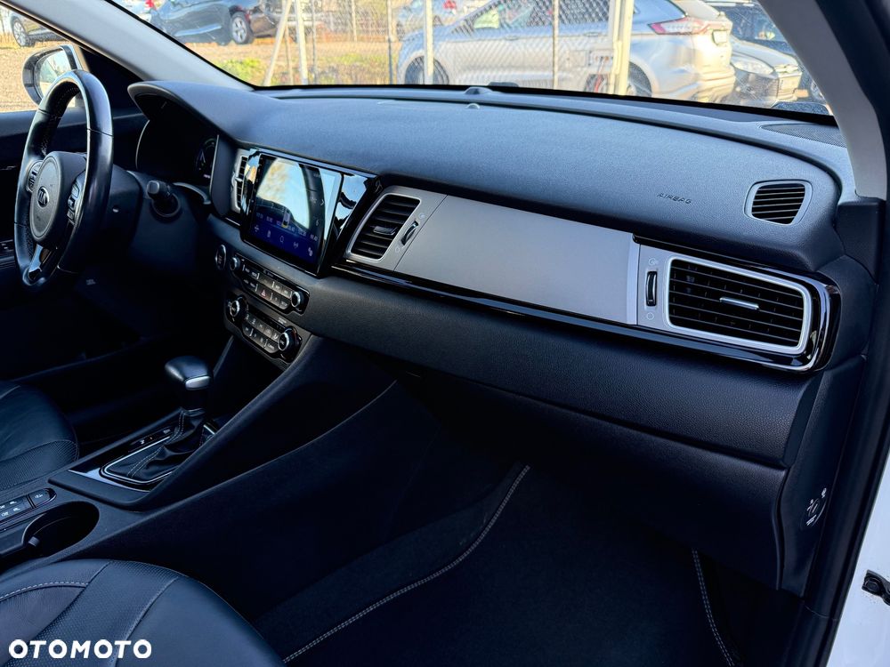 Kia Niro 1.6 GDI PHEV 2WD OPF Vision - 27