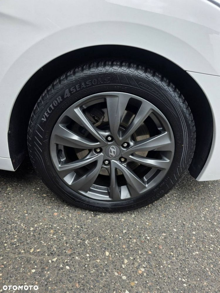 Hyundai i40 1.7 CRDi Automatik Premium - 38