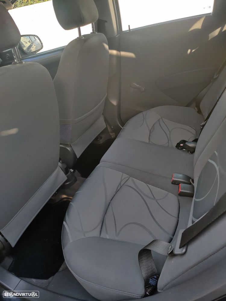 Chevrolet Spark - 16