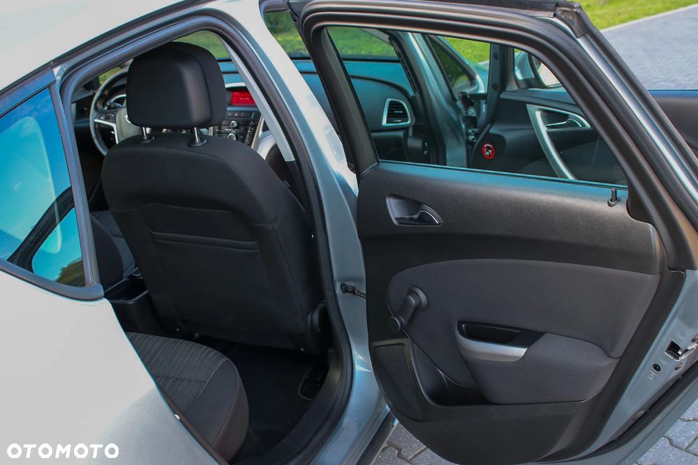 Opel Astra 1.4 Turbo Edition - 23