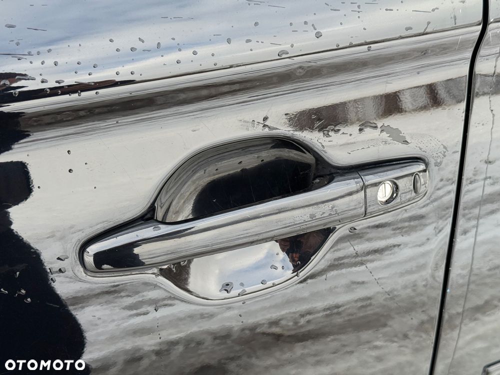 Mitsubishi Outlander 2.0 4WD Top - 31