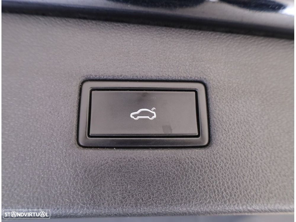 VW Tiguan Allspace 2.0 TDI Confortline DSG - 27