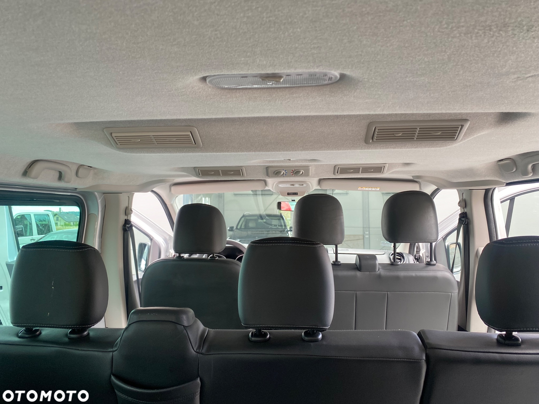 Opel Vivaro L2H1 2,9t Essentia Business - 19