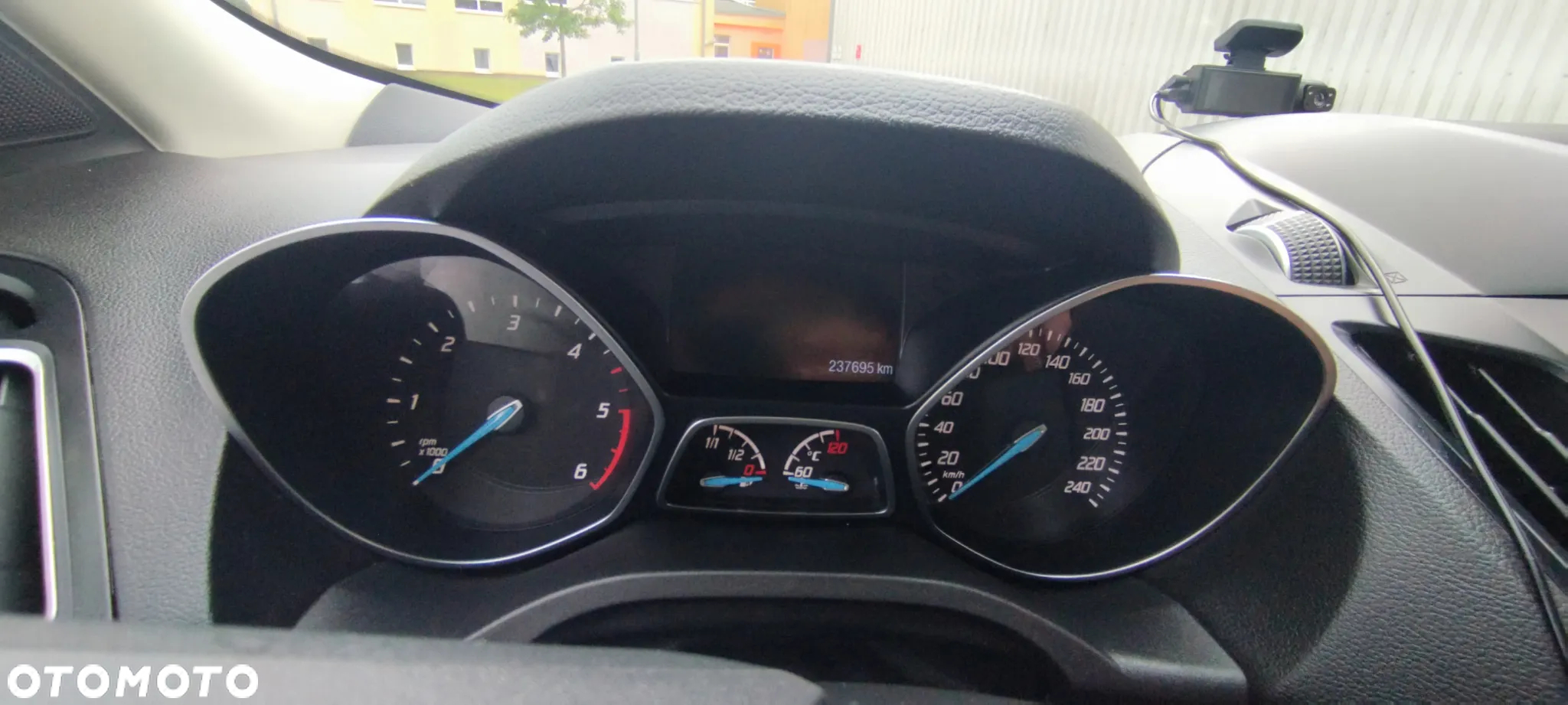 Ford Kuga 2.0 TDCi AWD Titanium - 23