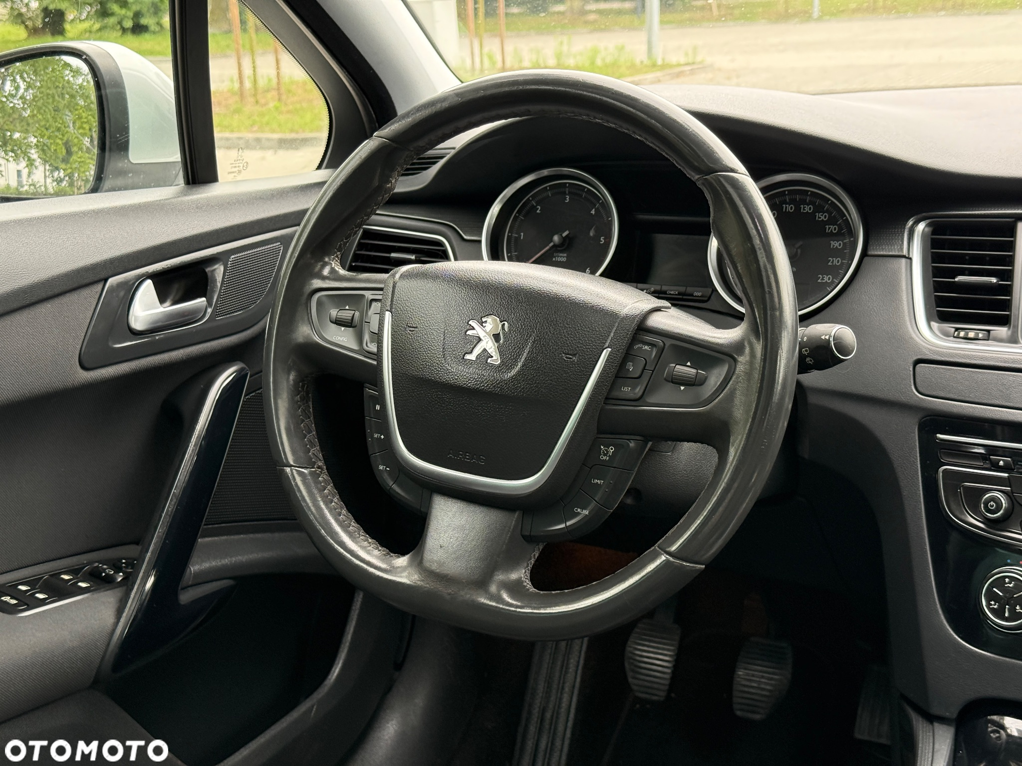 Peugeot 508 SW HDi 160 Allure - 25