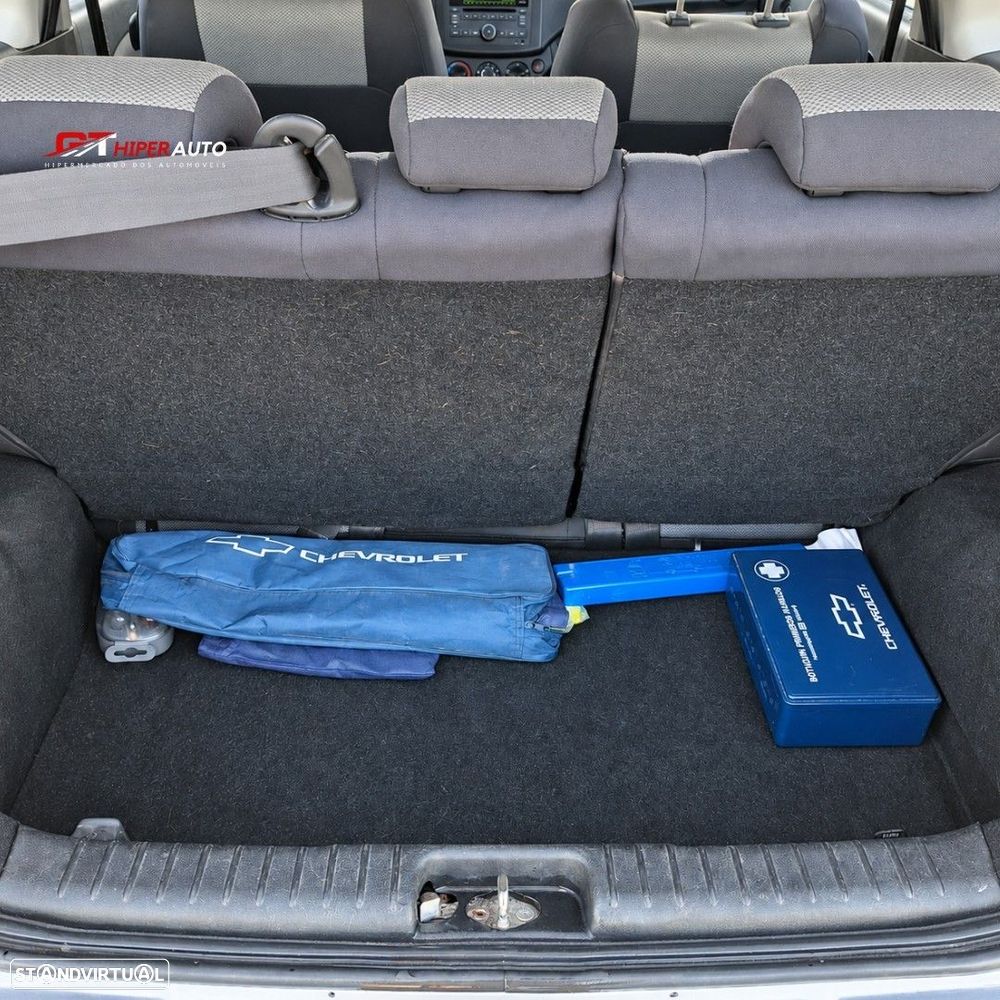 Chevrolet Aveo 1.2 LS - 10