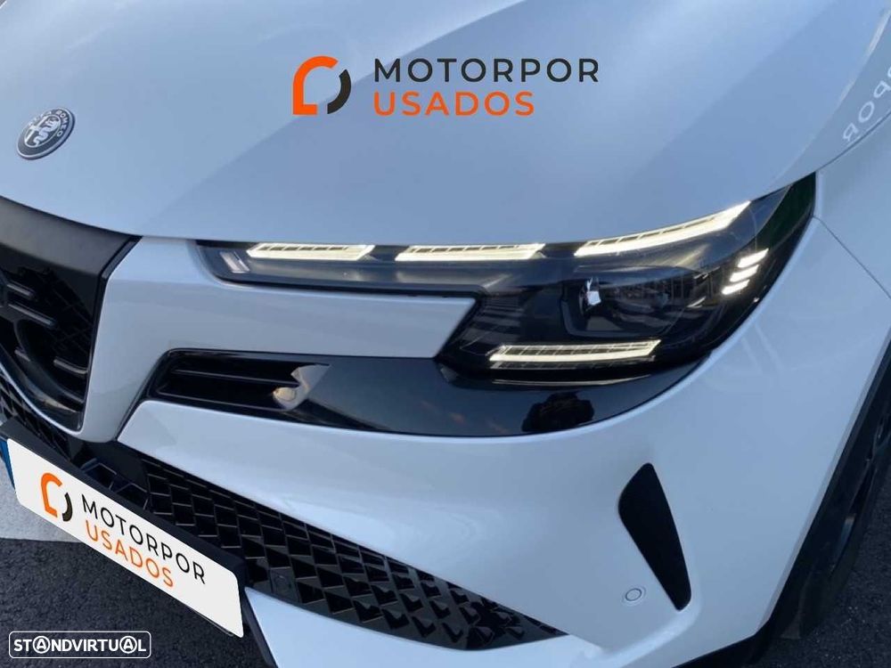 Alfa Romeo Junior 1.2 eDCT6 - 24