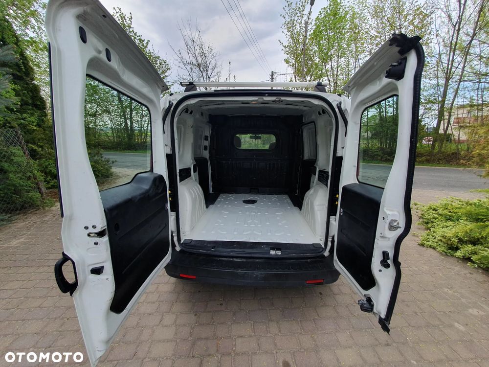Opel COMBO - 9