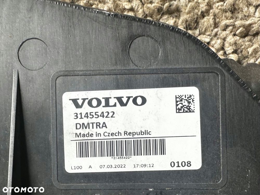 volvo xc40 żaluzja kierownica powietrza dolna 31455422 - 8