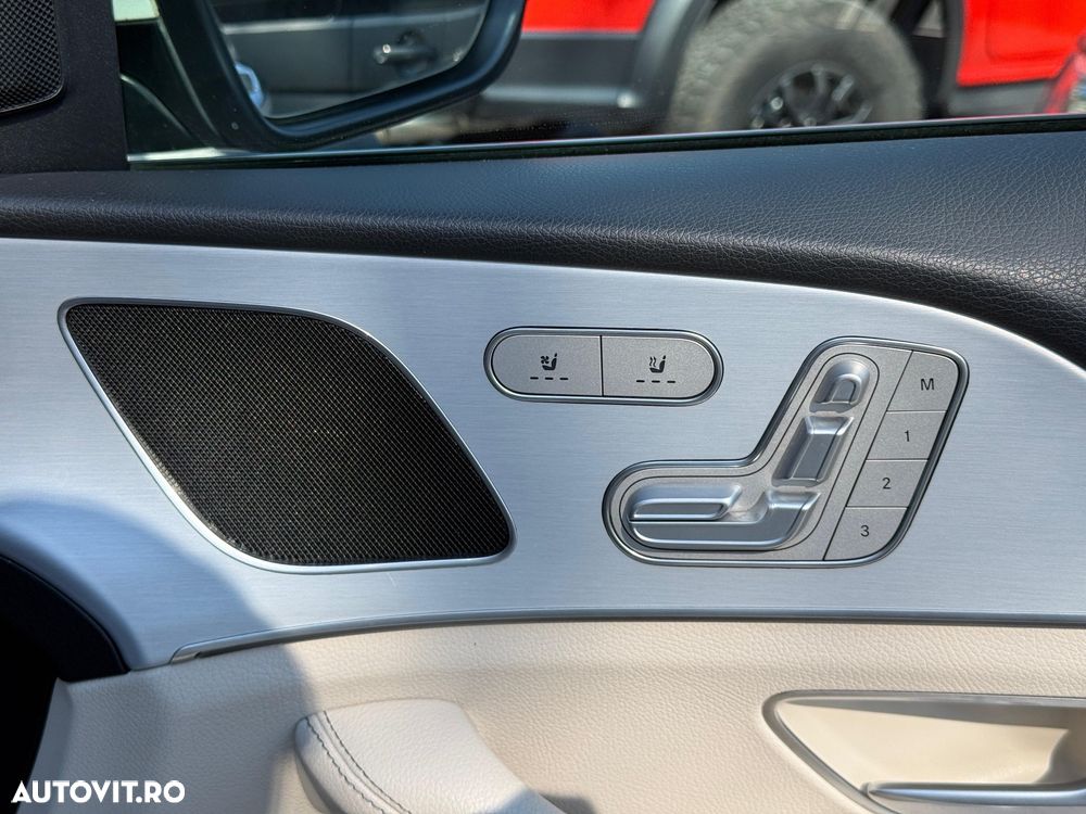 Mercedes-Benz GLE - 32