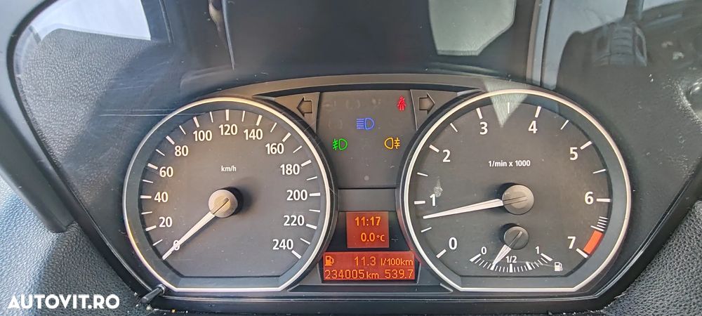 BMW Seria 1 - 16
