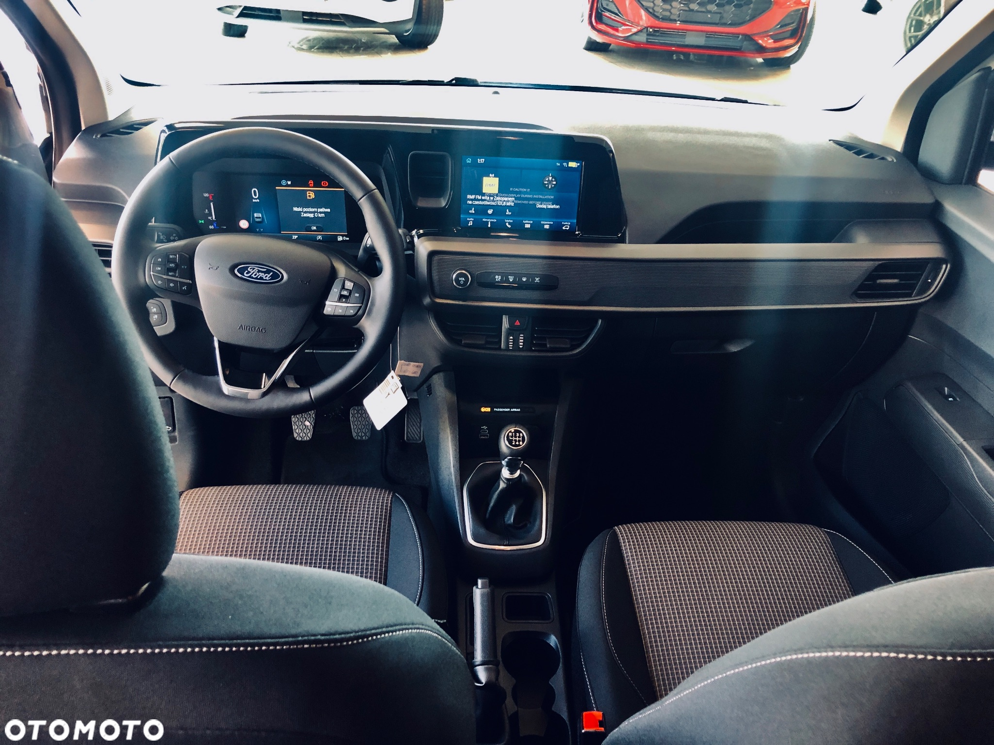 Ford Tourneo Courier 1.0 EcoBoost Trend - 8