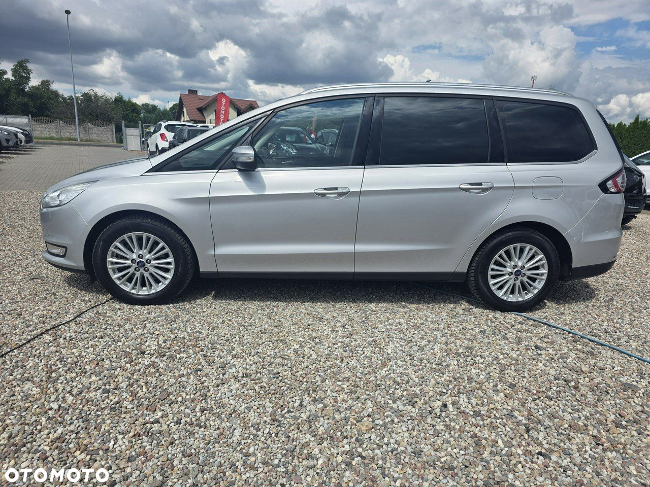 Ford Galaxy - 5