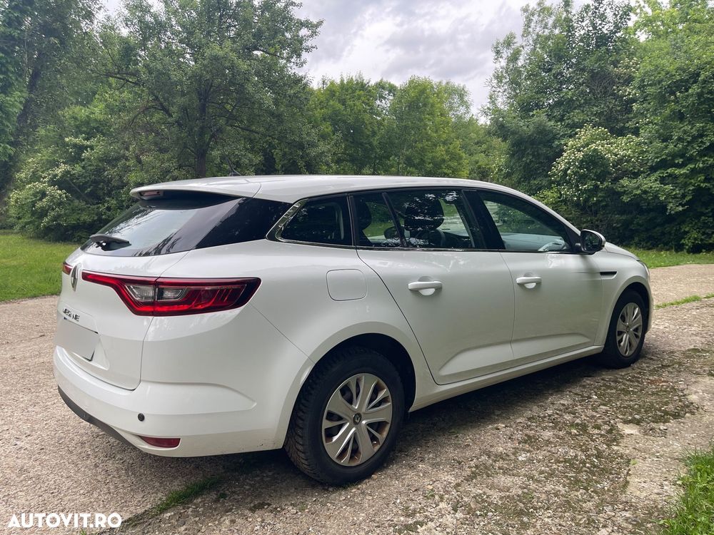 Renault Megane - 5