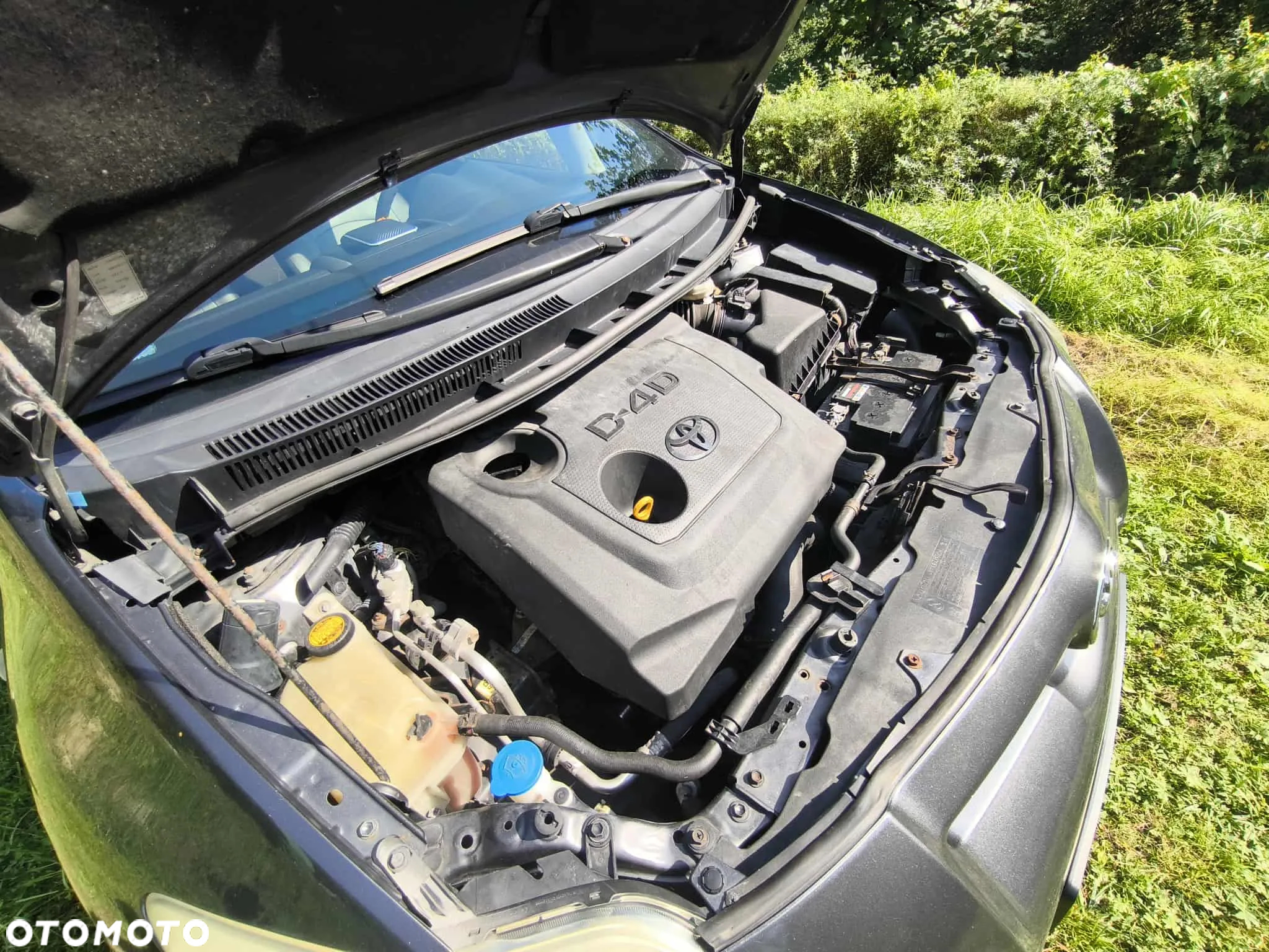 Toyota Auris 1.4 D-4D Terra - 10