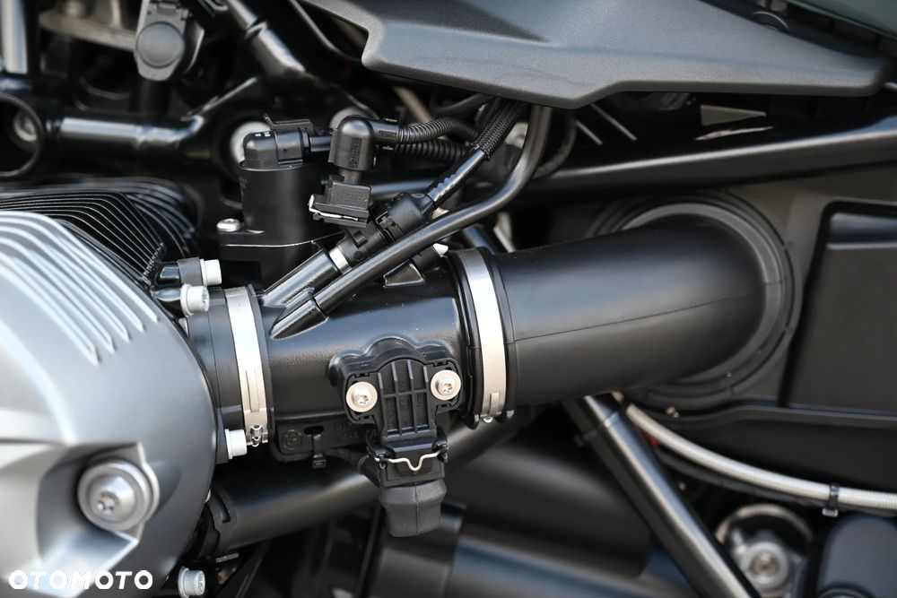 BMW R - 26