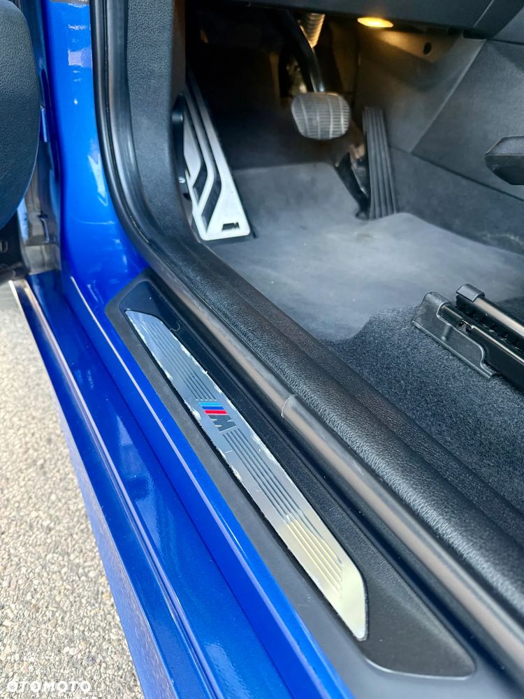 BMW Seria 2 220d Active Tourer M Sport - 32